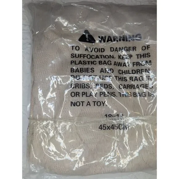 🛋️ NWT decorUhome Faux Fur Throw Pillow Covers 18" Set of 2 Beige - Picture 6 of 7